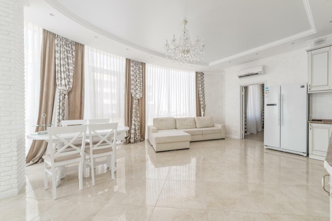 Vip Level Sea View Apartment 오데사 외부 사진
